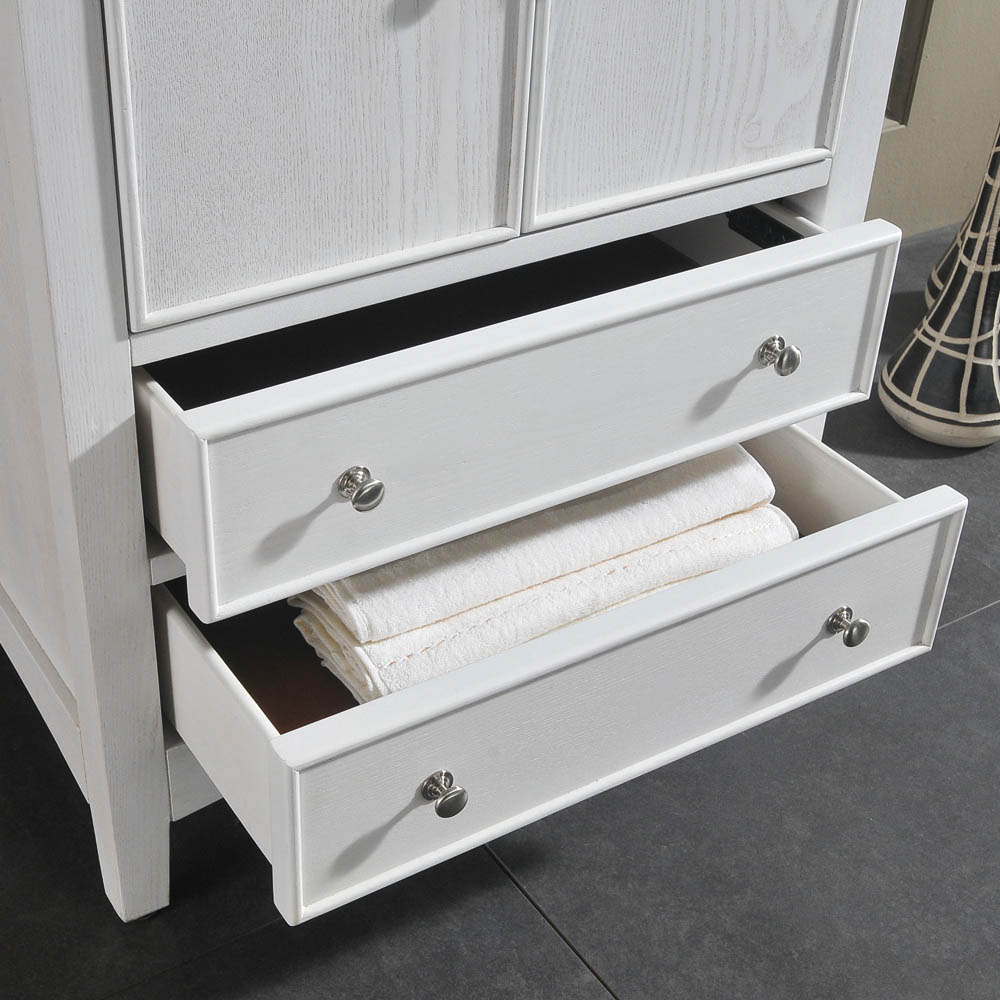 Soft-closing drawers Soft-closing drawers
