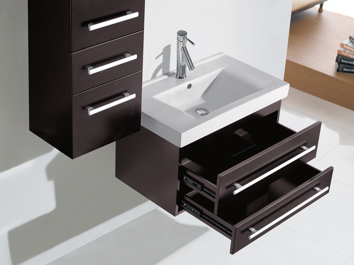 Features 2 drawers Features 2 drawers