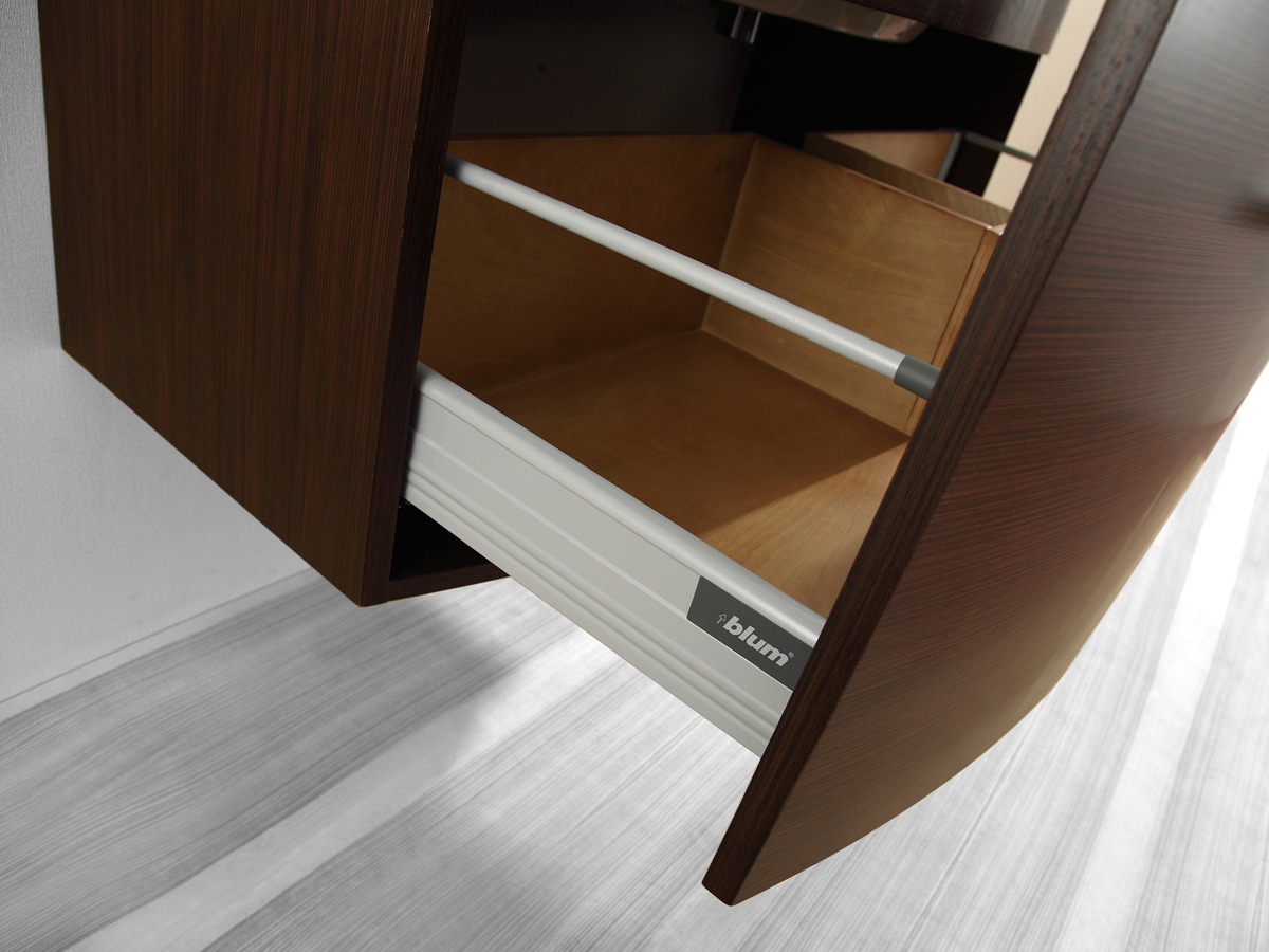 Soft-closing glides Soft-closing glides