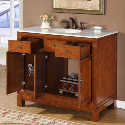 Three door cabinets and two drawers Three door cabinets and two drawers