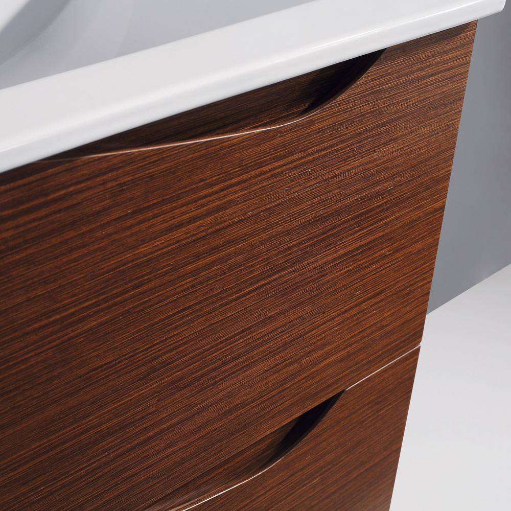 Modern-style drawer pull Modern-style drawer pull