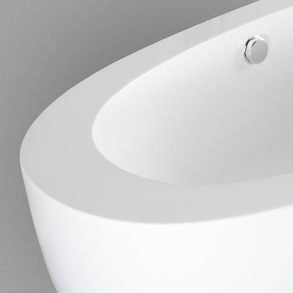 69" Uva Soaking Bath Tub 69" Uva Soaking Bath Tub