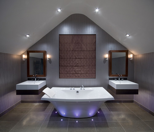 This futuristic bathroom would look right at home with George Jetson and family